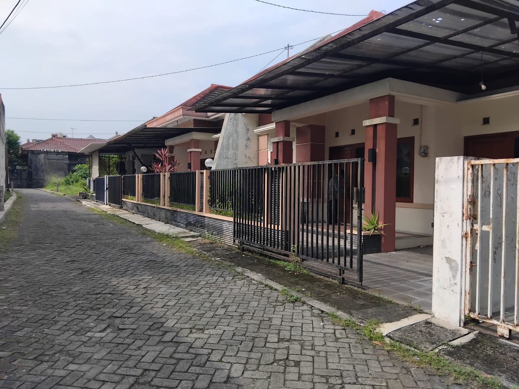 Rumah Dalam Perum Jambon Residence Kricak Tegalrejo Yogyakarta