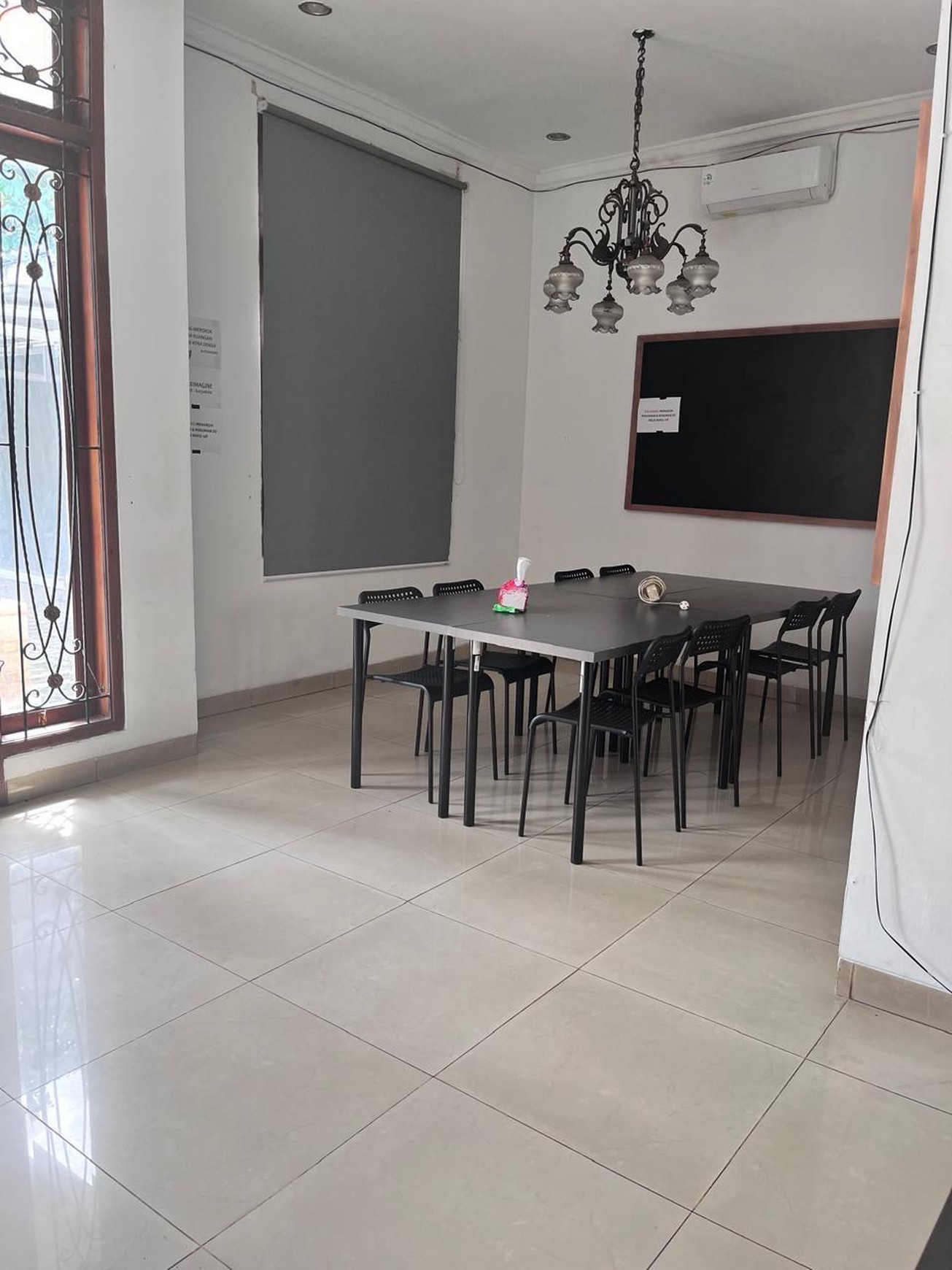 Rumah 2 Lantai di Jl. Pinang, Pondok Labu, Cilandak, Jakarta Selatan