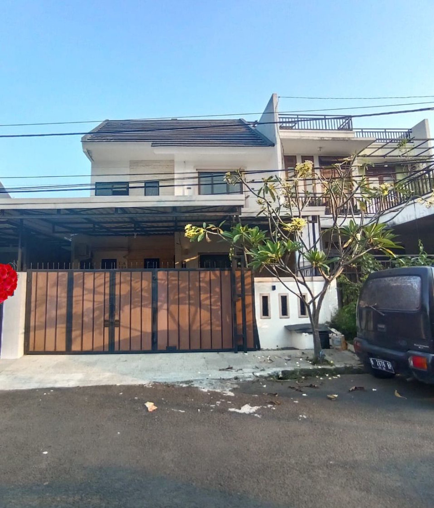 Rumah Minimalis 2 Lantai Siap Huni di Nusa Loka BSD