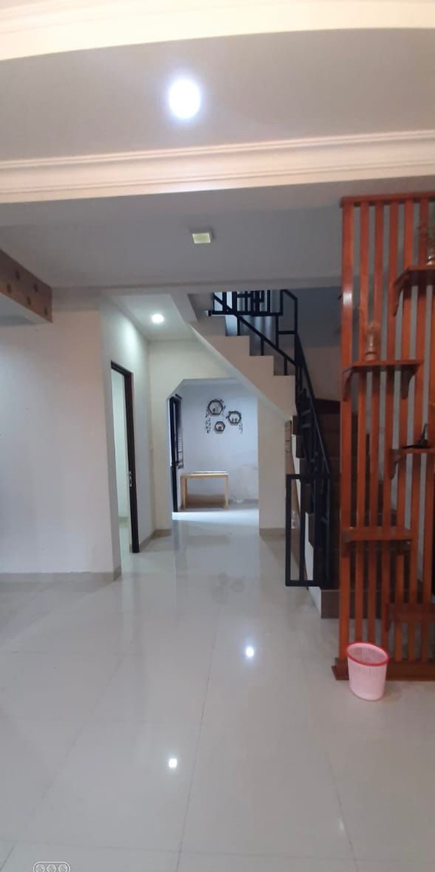 Rumah Minimalis 2 Lantai Siap Huni di Nusa Loka BSD