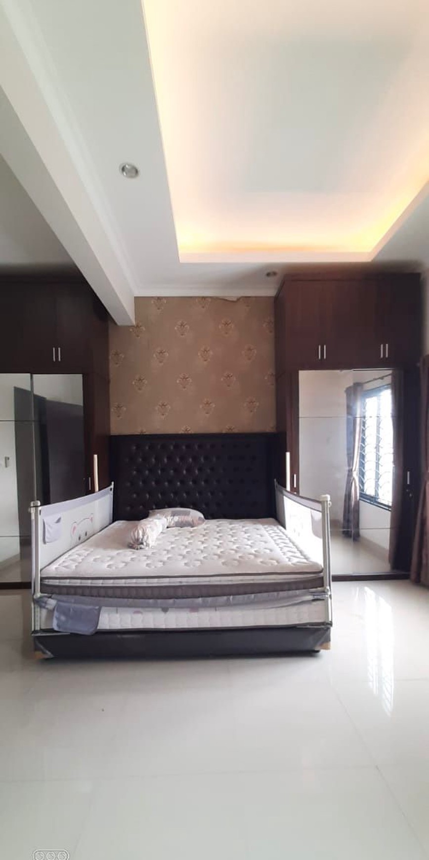 Rumah Minimalis 2 Lantai Siap Huni di Nusa Loka BSD