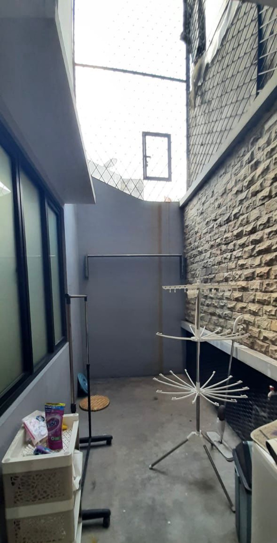 Rumah Minimalis 2 Lantai Siap Huni di Nusa Loka BSD