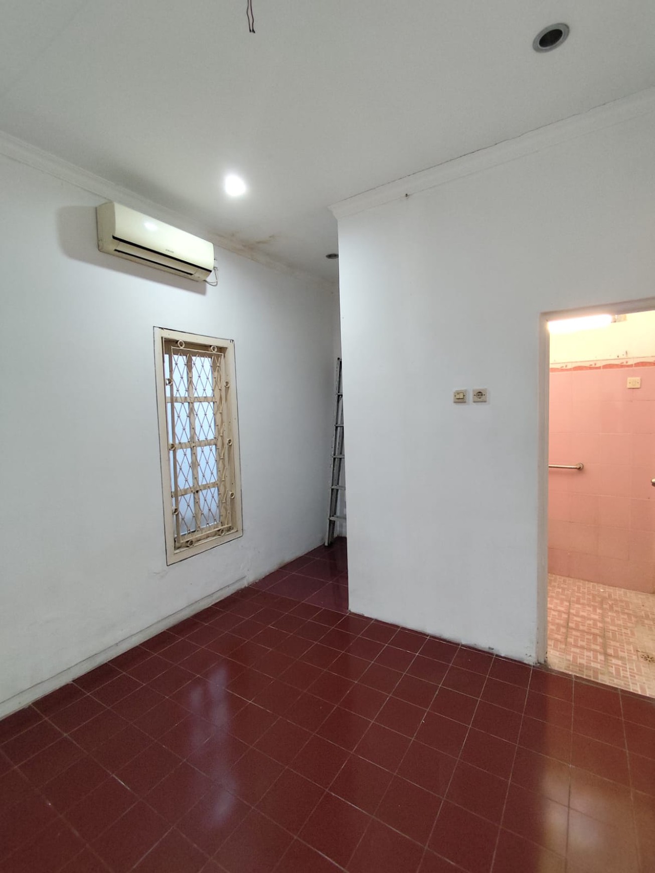 Rumah Tinggal Tengah Kota Lokasi Jalan Taman Siswa Wirogunan mergangsan Yogyakarta