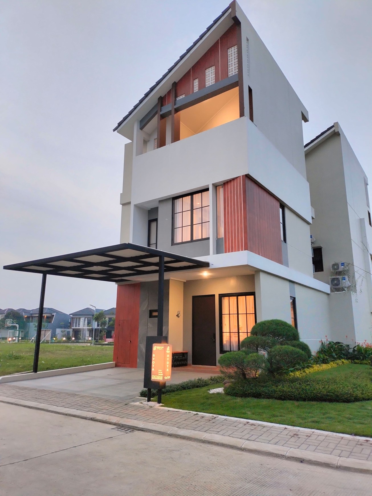 Brand New Rumah 3 Lantai Estetik Siap Huni Di Cibinong Bogor