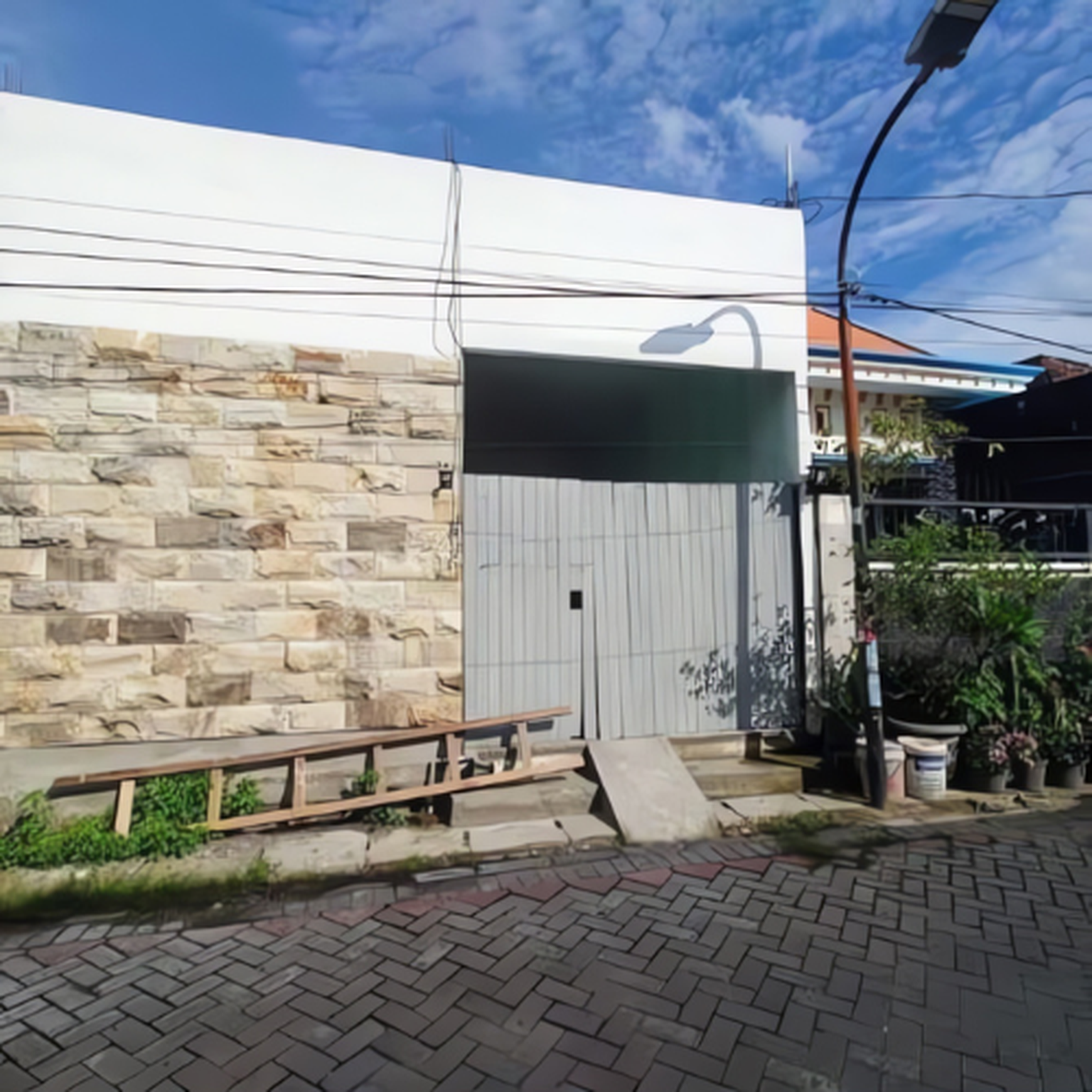 Rumah Siap Huni PDAM & Listrik 2200W - Kauman Asri Pakal, 300 Juta!