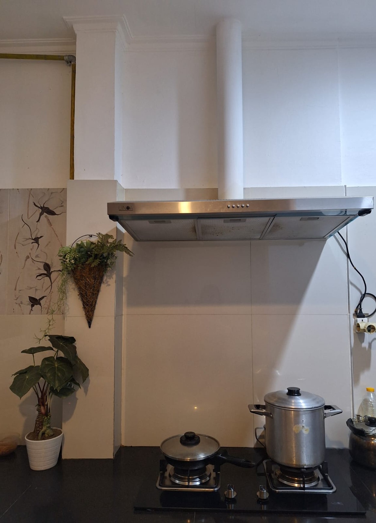 Rumah semi furnished,2 lantai di Bintaro Jaya 4
