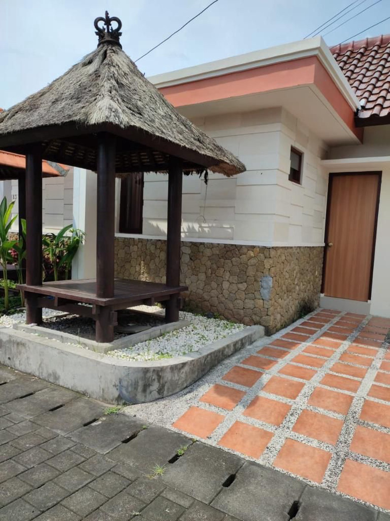 Freehold - Charming Villa for Sale in Kerobokan - Just 300m from Raya Canggu, Bali!