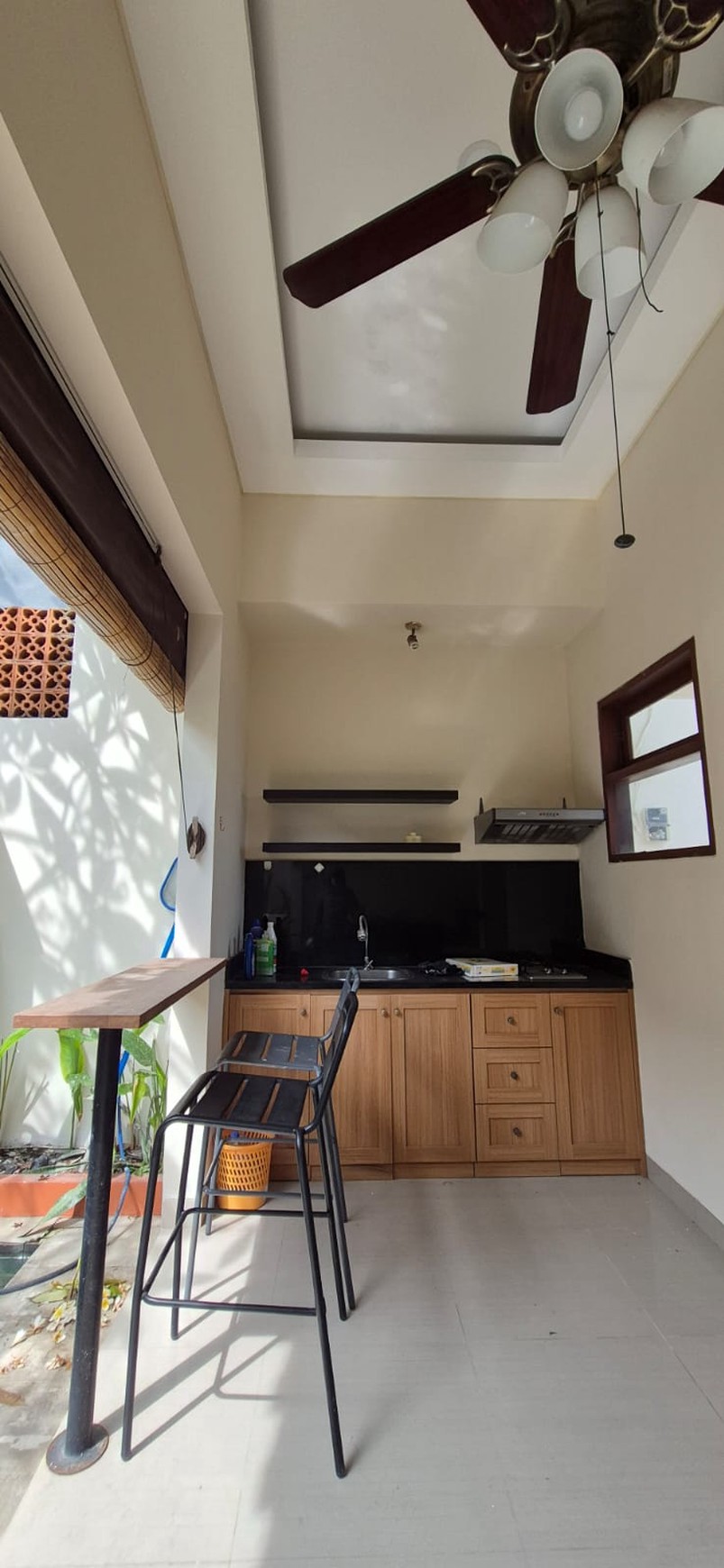 Freehold - Charming Villa for Sale in Kerobokan - Just 300m from Raya Canggu, Bali!