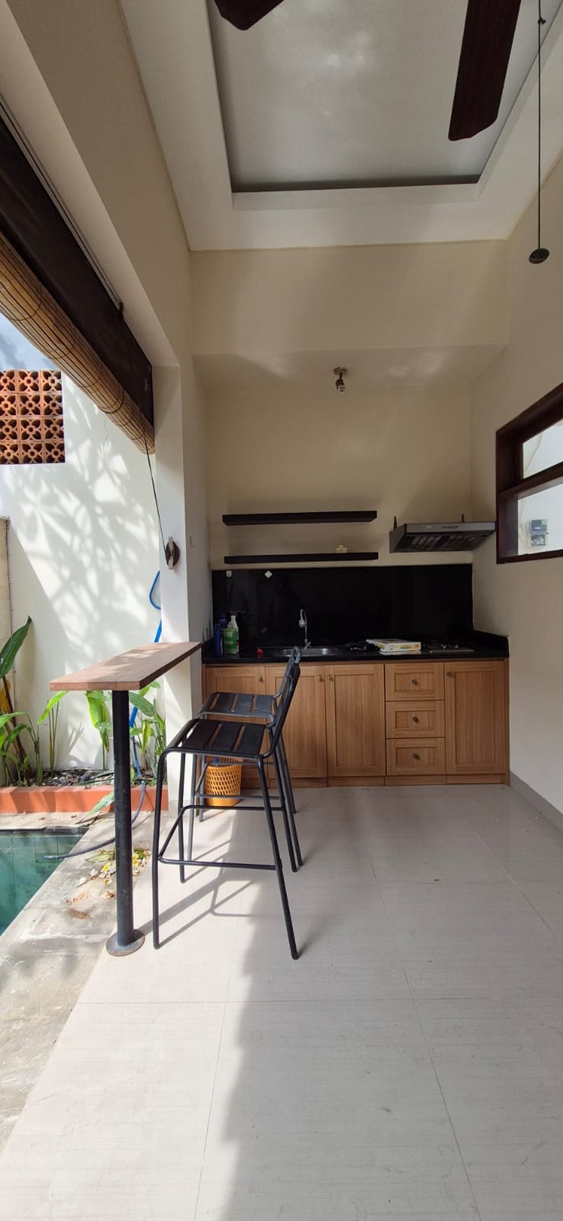 Freehold - Charming Villa for Sale in Kerobokan - Just 300m from Raya Canggu, Bali!