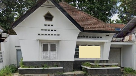 Rumah Tinggal Cocok Untuk Homestay atau Cafe Lokasi di Jalan Pahlawan Kota Magelang 
