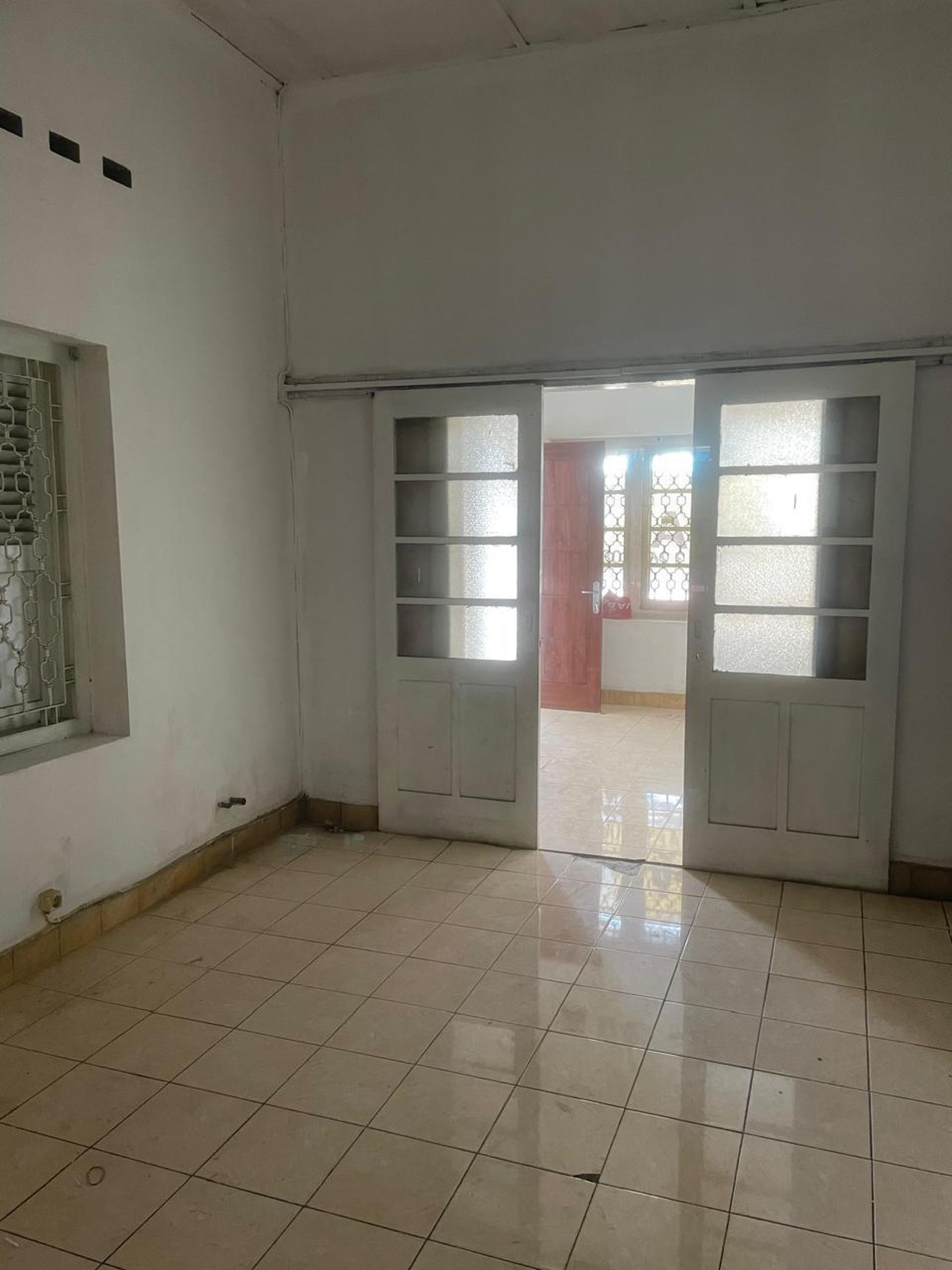 Rumah Tinggal Cocok Untuk Homestay atau Cafe Lokasi di Jalan Pahlawan Kota Magelang 