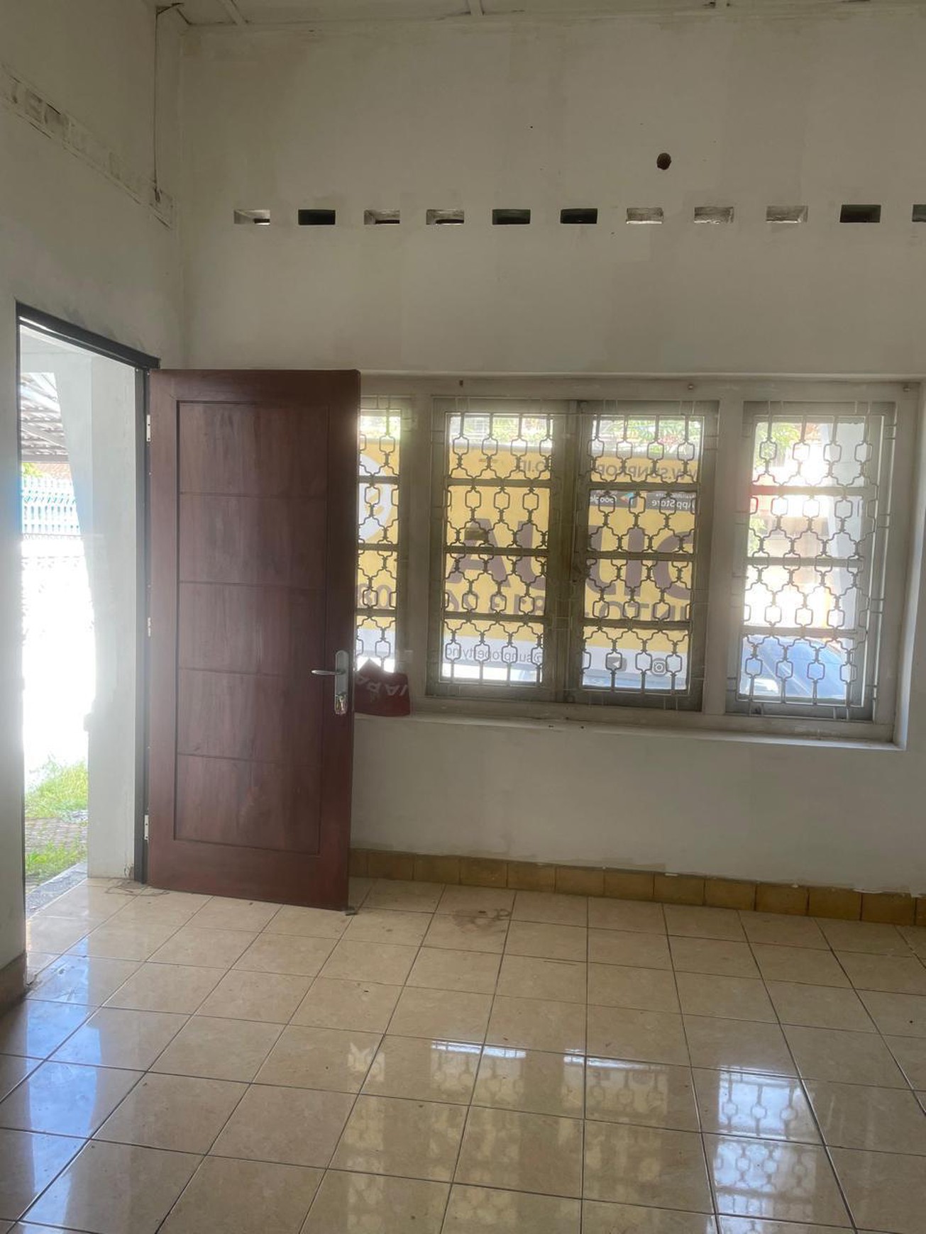 Rumah Tinggal Cocok Untuk Homestay atau Cafe Lokasi di Jalan Pahlawan Kota Magelang 