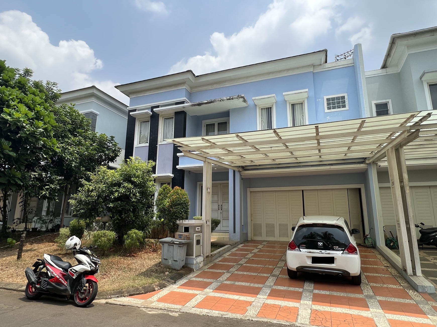 Dijual Rumah Mewah di Aquamarine, PHG, Summarecon Serpong