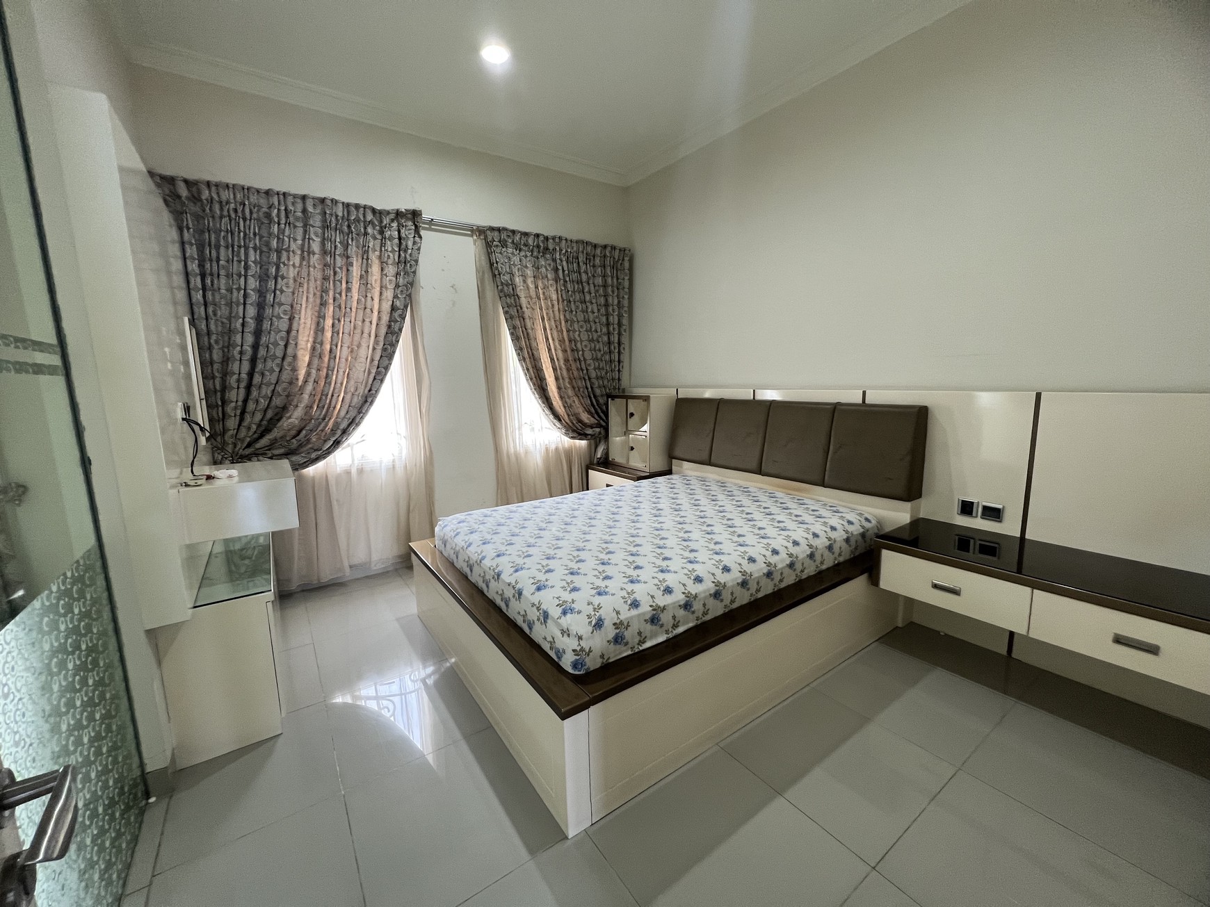 Dijual Rumah Mewah di Aquamarine, PHG, Summarecon Serpong