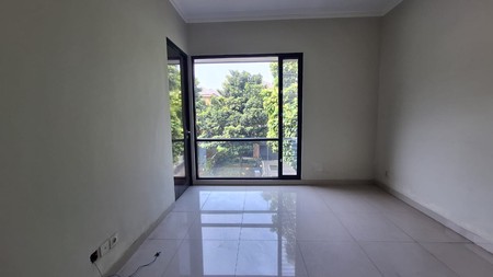 Rumah 2 lantai,dalam cluster di Bintaro Jaya 7