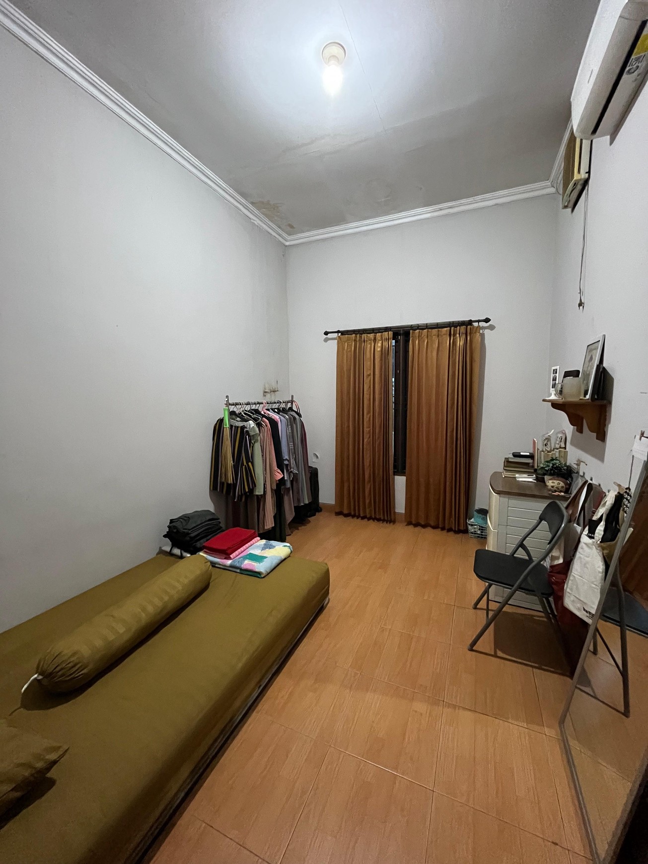 Jual Cepat Rumah di Menanggal Indah - Sertifikat SHM, Harga Nego!