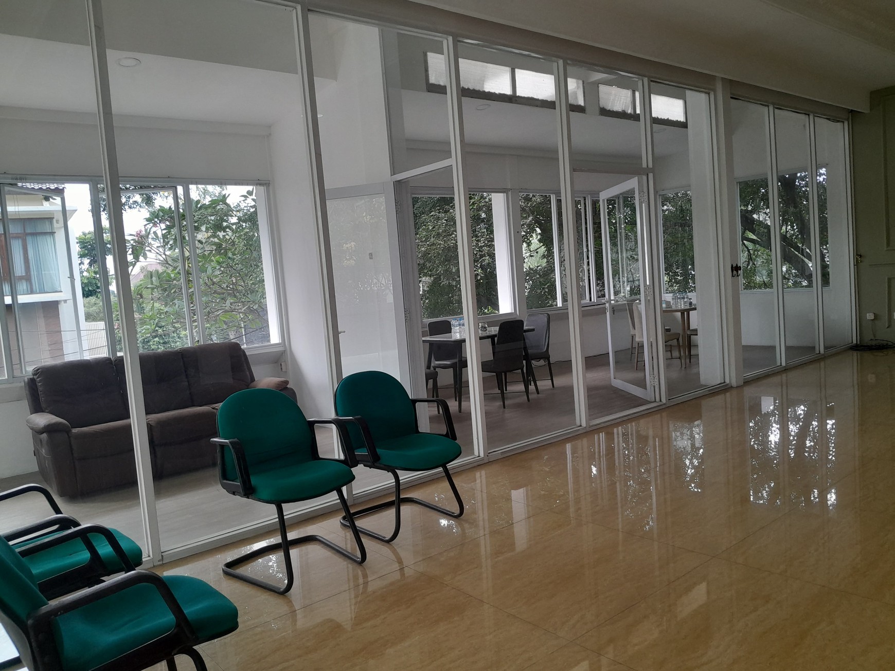 Rumah Bagus Di Villa Hijau Kebayoran Lama Jakarta Selatan