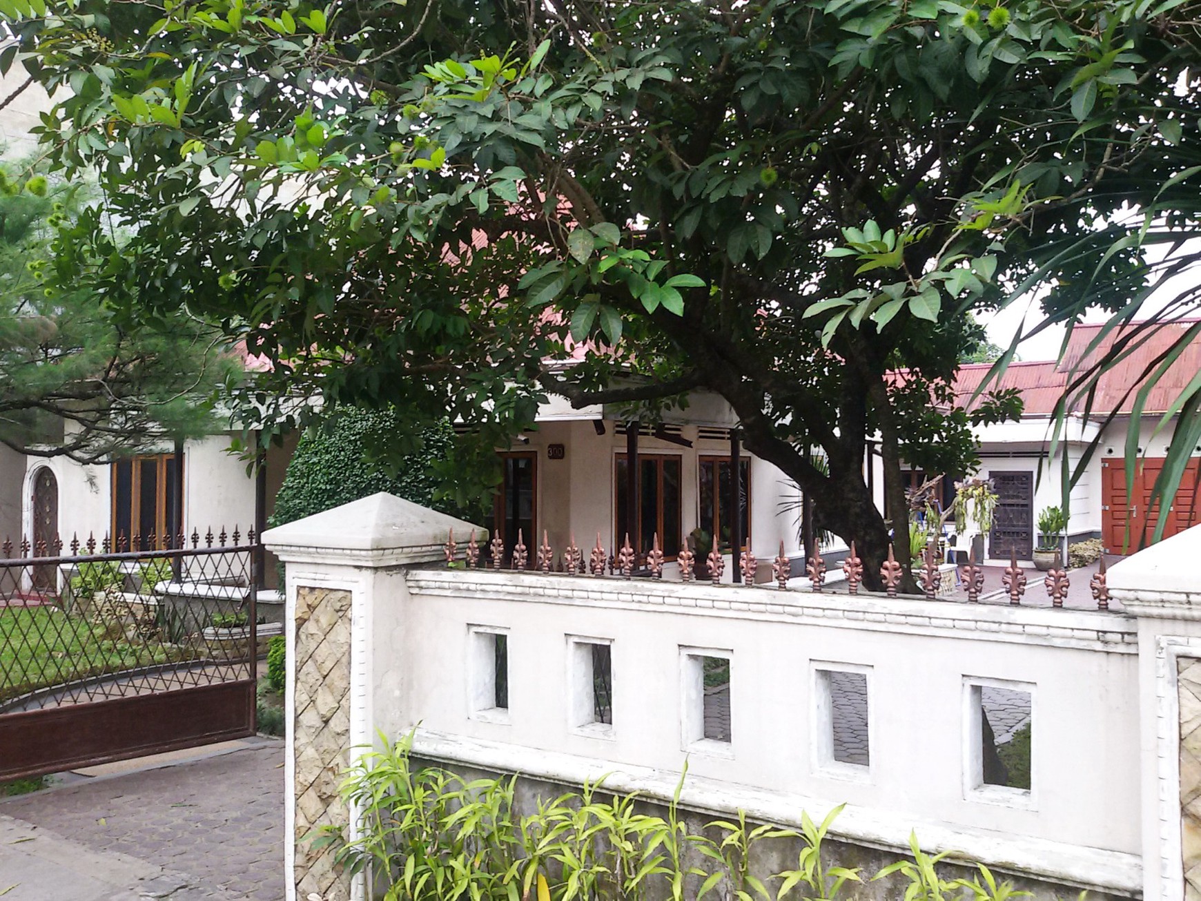 Rumah Bagus Di Jl Tengku Amir Hamzah Binjai Utara Medan