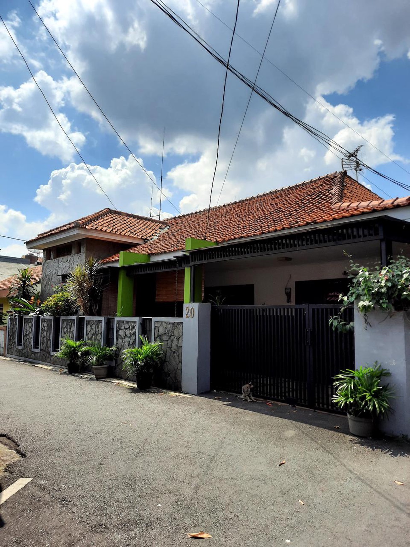 Rumah Bagus Di Jl Merpati Pesanggrahan Jakarta Selatan