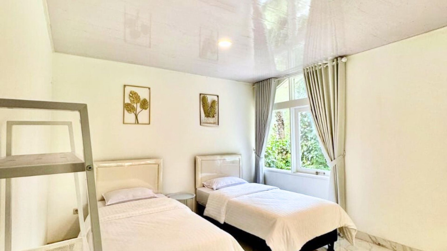 Rumah Villa Full Furnished di Mega Indah Estate Megamendung Bogor