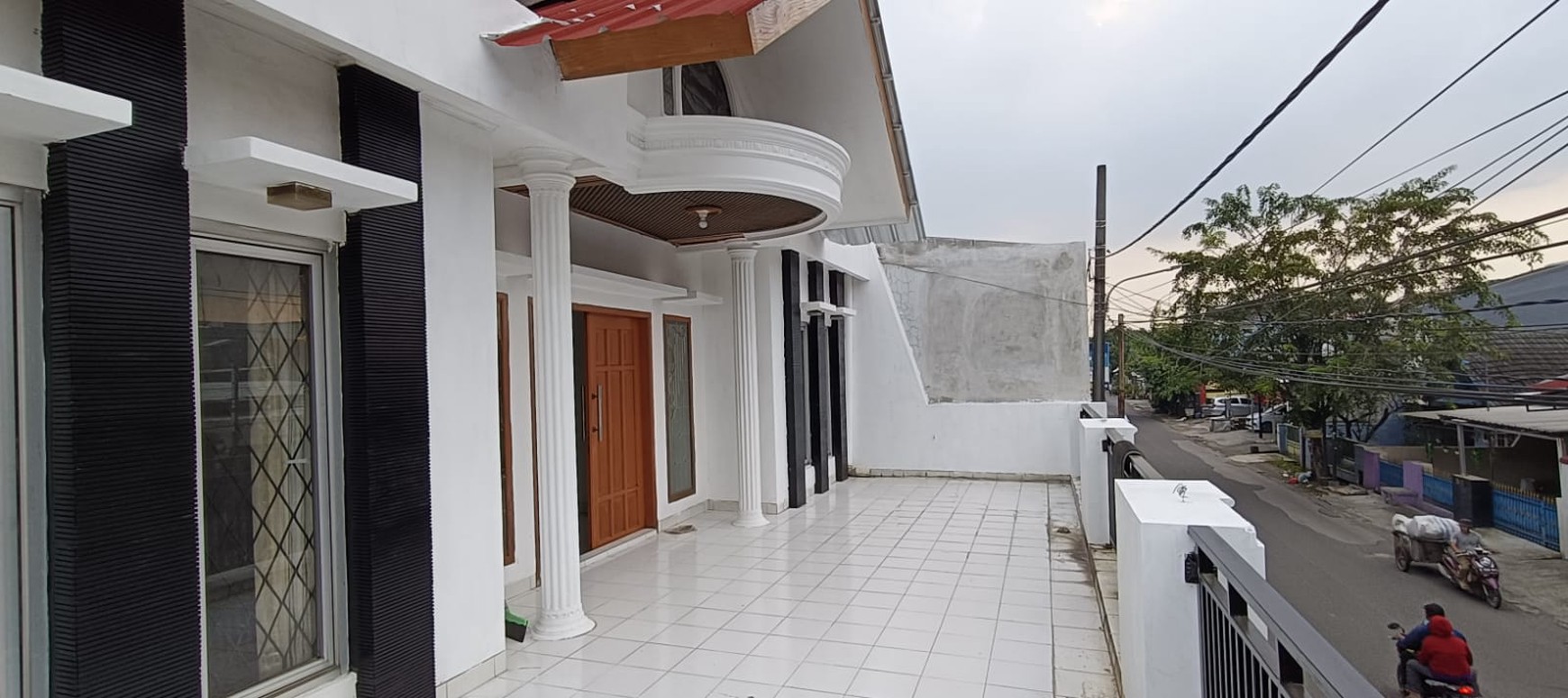 Rumah untuk tempat usaha ,Bekasi Timur