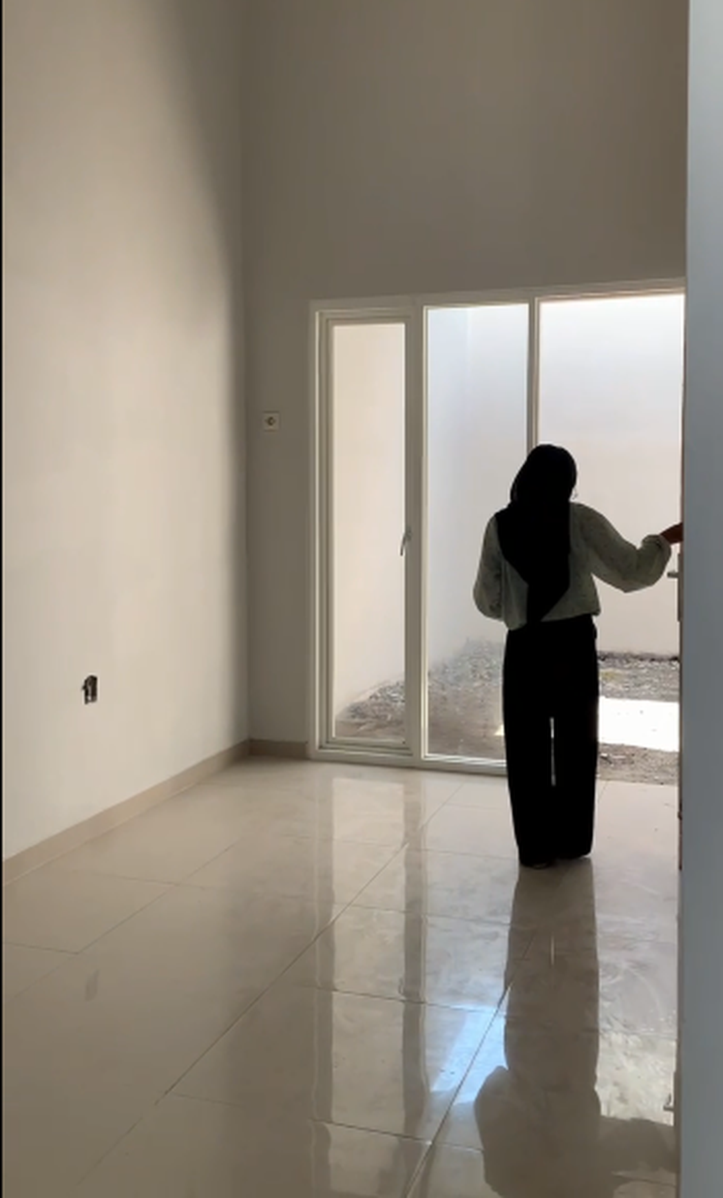Dijual Rumah Baru Modern Minimalis di Surabaya Timur Dekat UPN