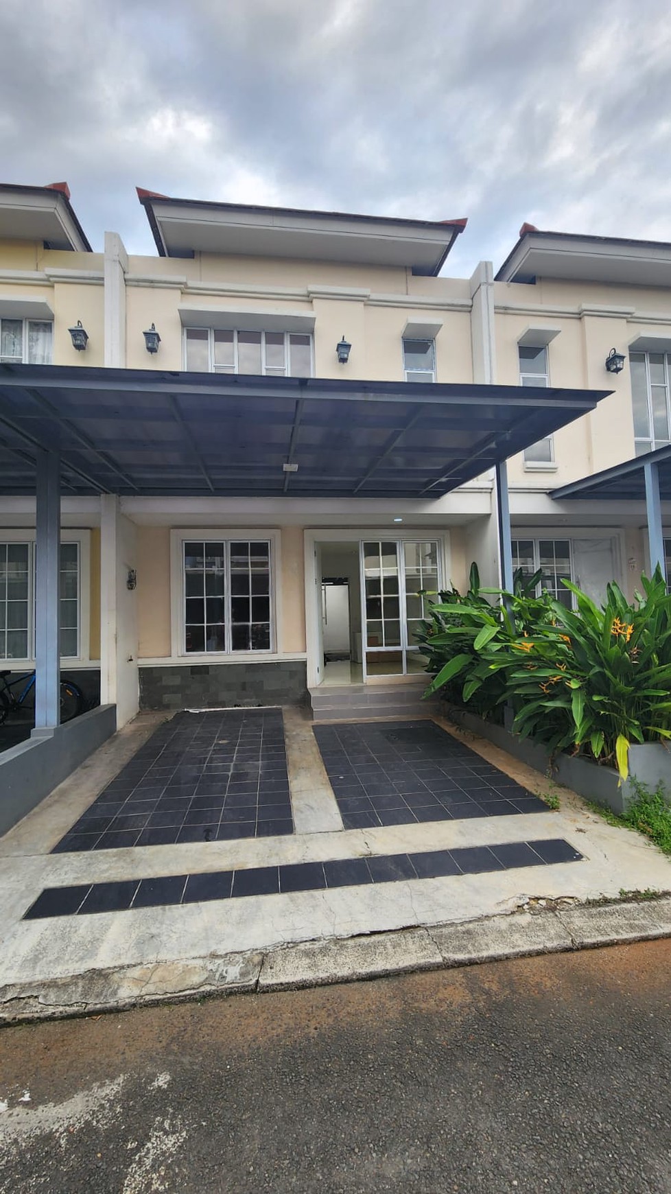 Rumah 2lt Jakarta Garden City ,JGC . cakung, Jaktim