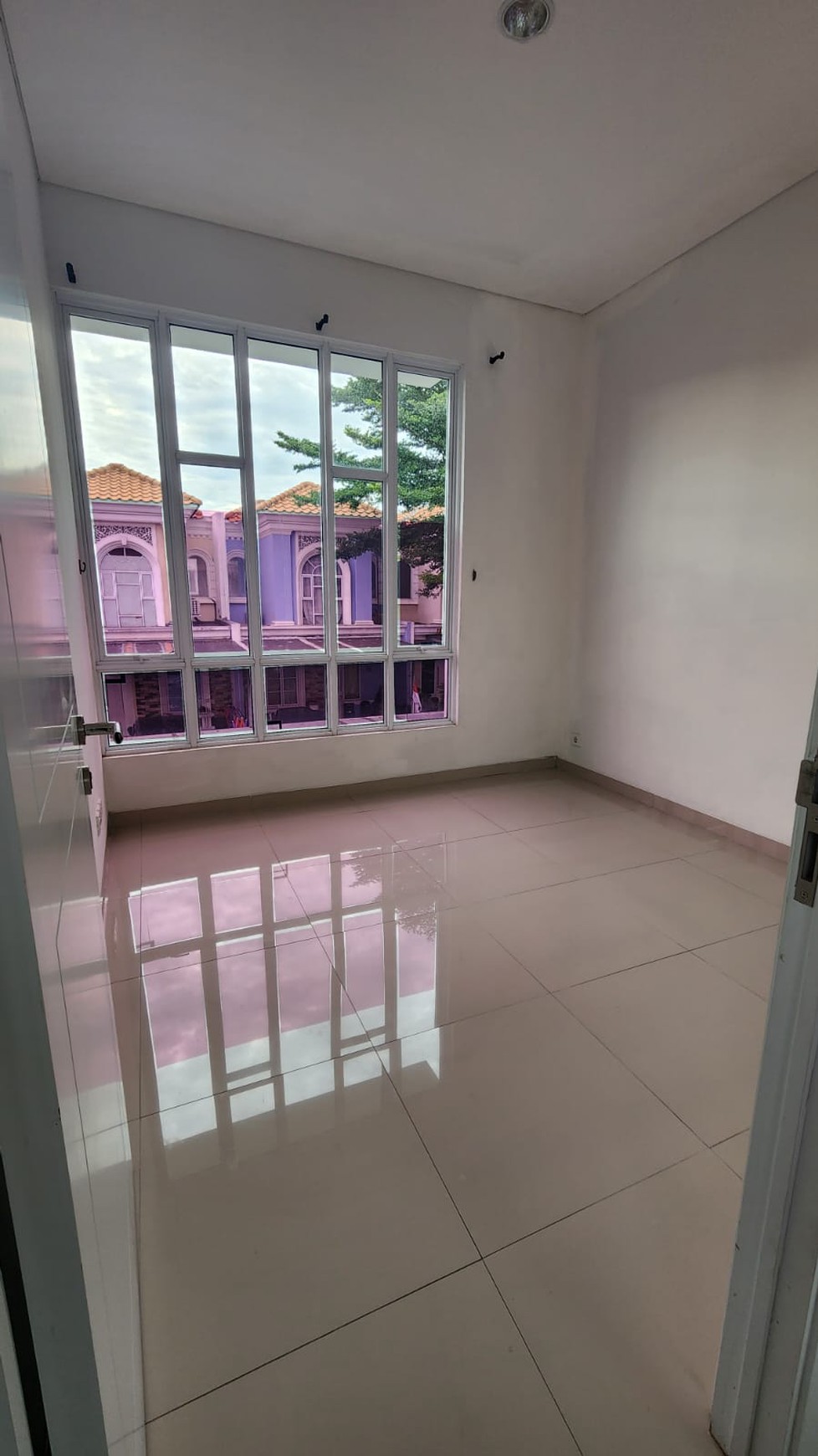 Rumah 2lt Jakarta Garden City ,JGC . cakung, Jaktim