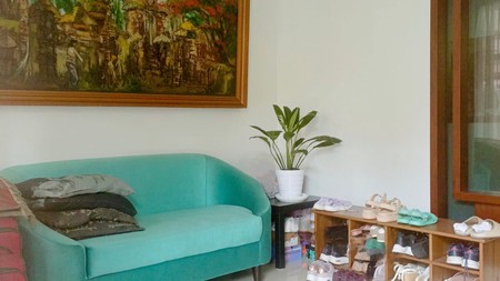 Rumah Bagus Siap Huni Asri di Kebayoran Essence, Bintaro Jaya, Sektor 7