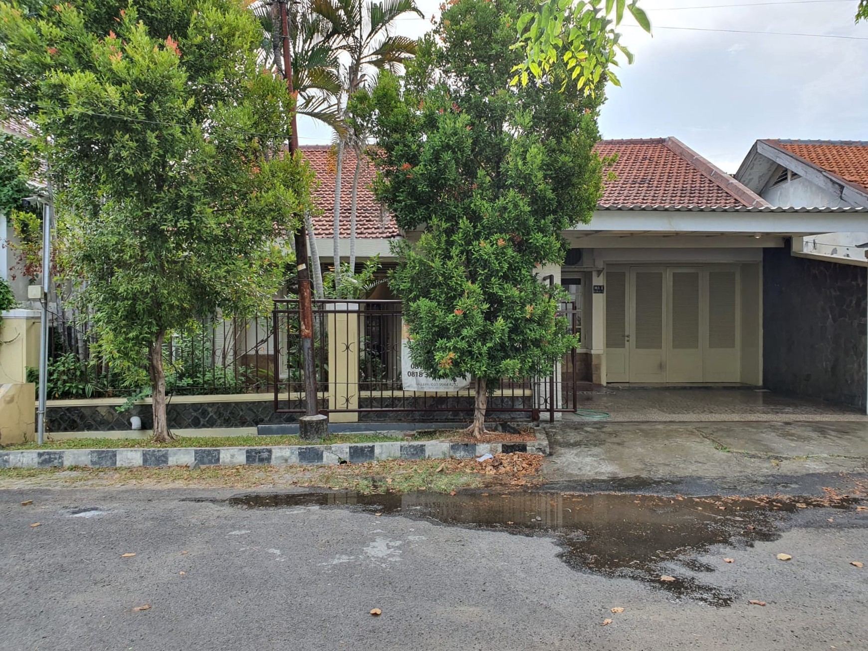 Dijual Rumah Bagus Medokan Asri Tengah