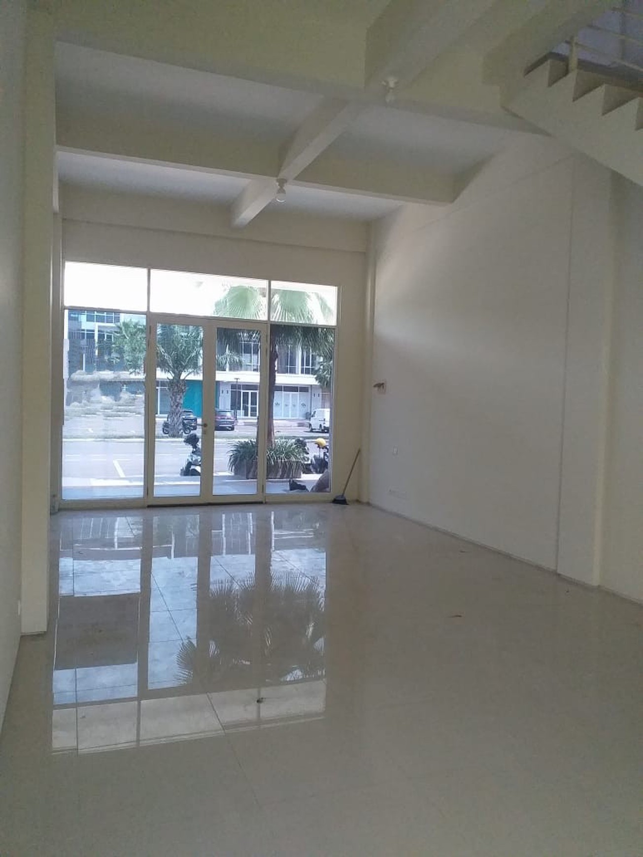 Ruko Dijual di Northwest Citraland Surabaya Barat - Lokasi Strategis, Siap Pakai