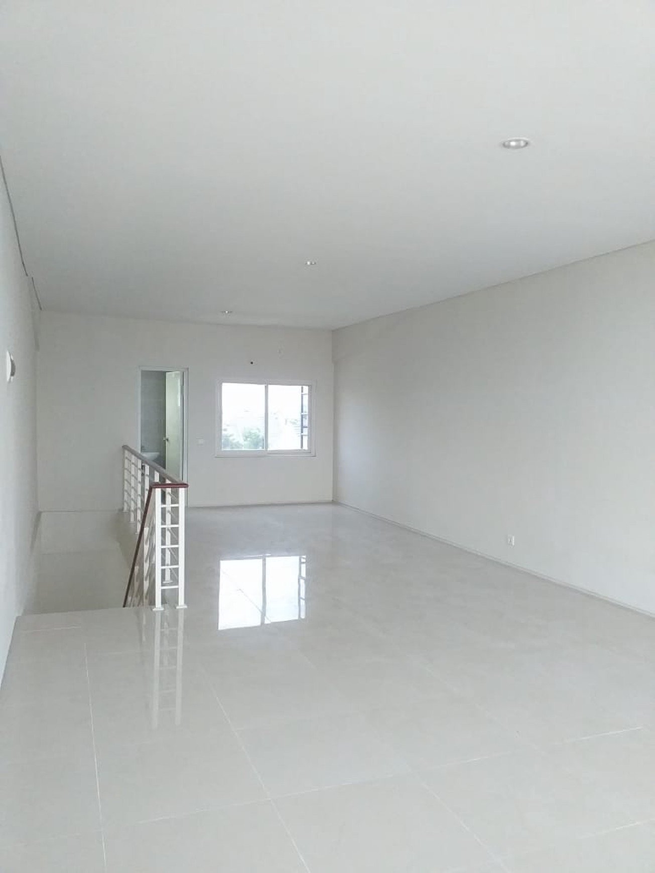 Ruko Dijual di Northwest Citraland Surabaya Barat - Lokasi Strategis, Siap Pakai