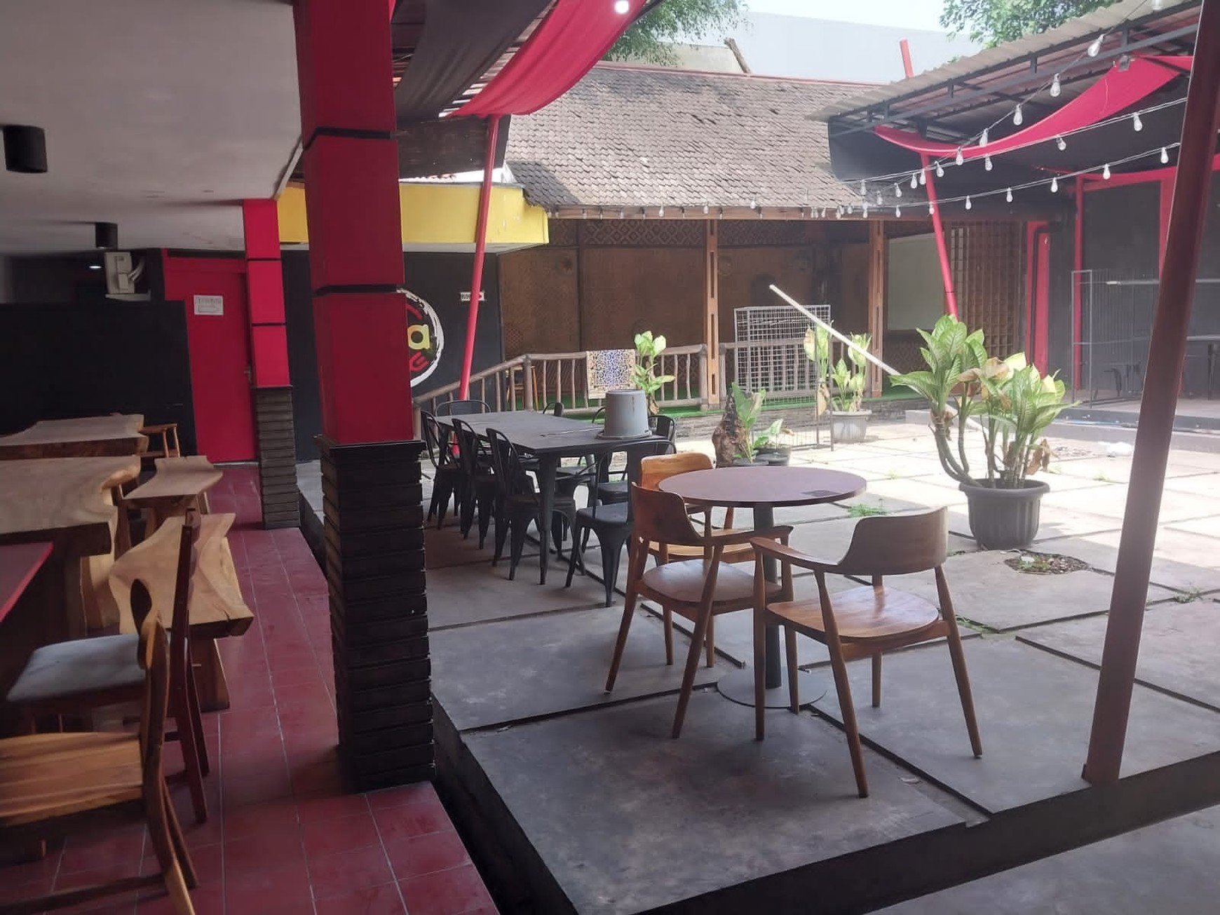 Ruang Usaha Strategis Sayap Riau Bandung