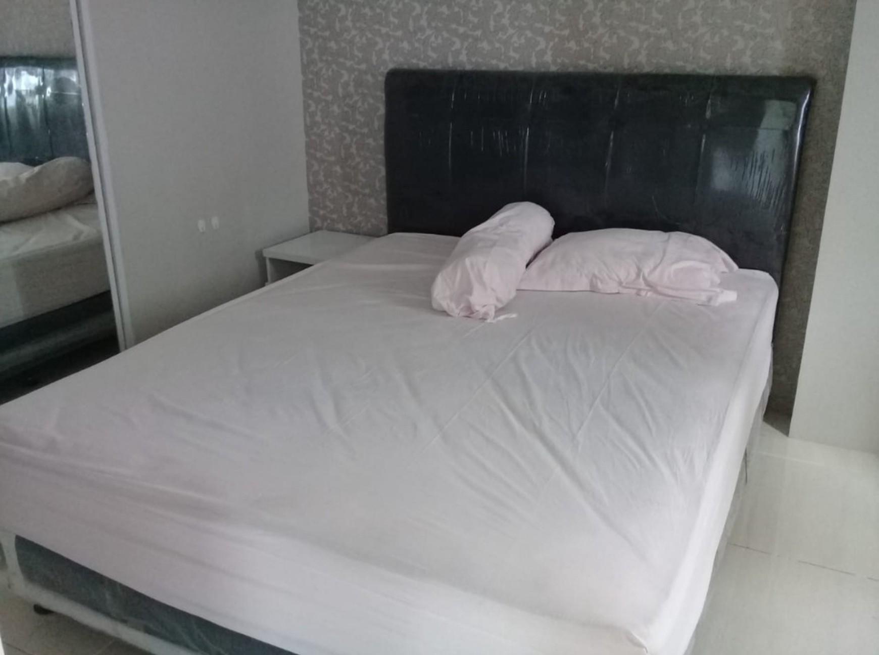 Dijual Apartemen Puncak Bukit Golf Tipe 2 Bedroom Full Furnished Tower B Lantai 26 View Kota