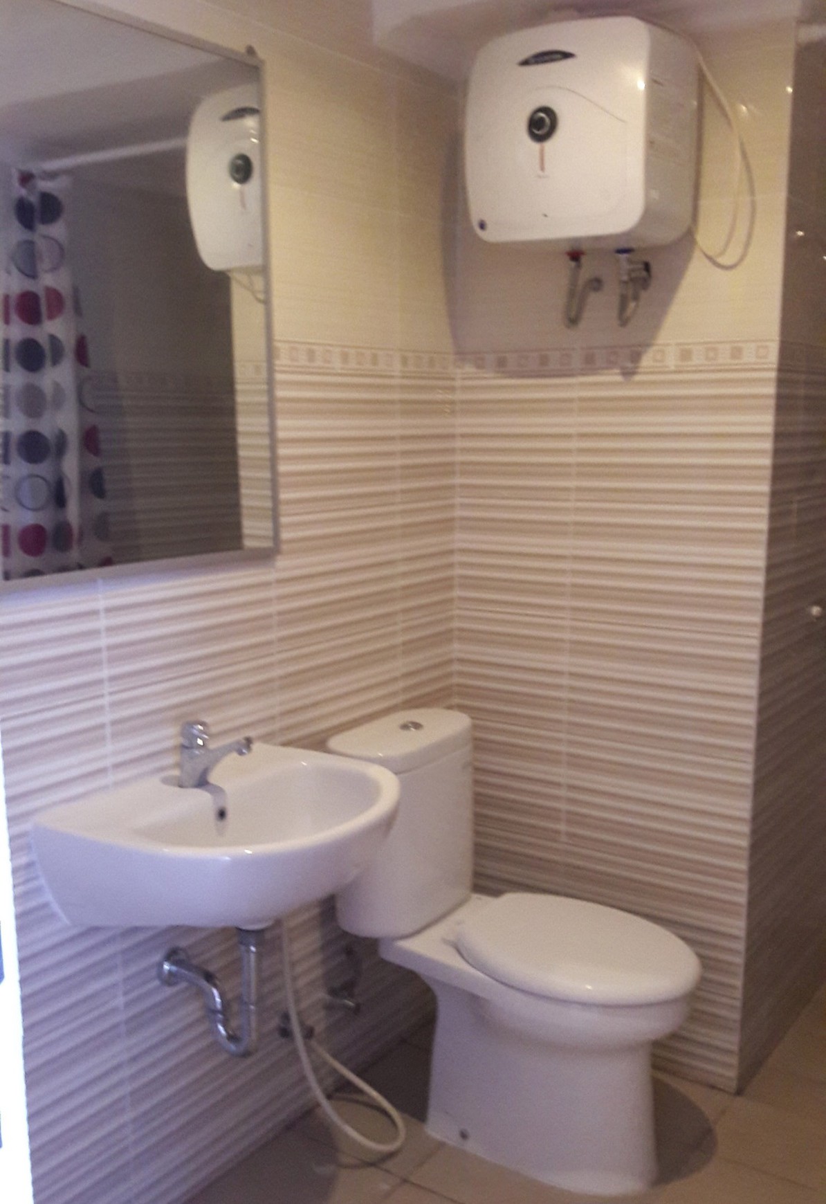 Dijual Apartemen Puncak Bukit Golf Tipe 2 Bedroom Full Furnished Tower B Lantai 26 View Kota