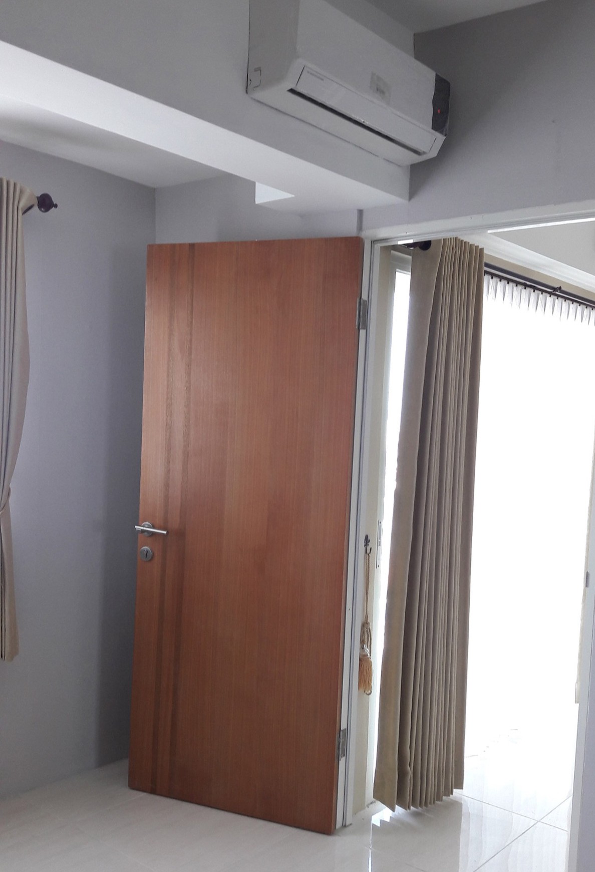 Dijual Apartemen Puncak Bukit Golf Tipe 2 Bedroom Full Furnished Tower B Lantai 26 View Kota