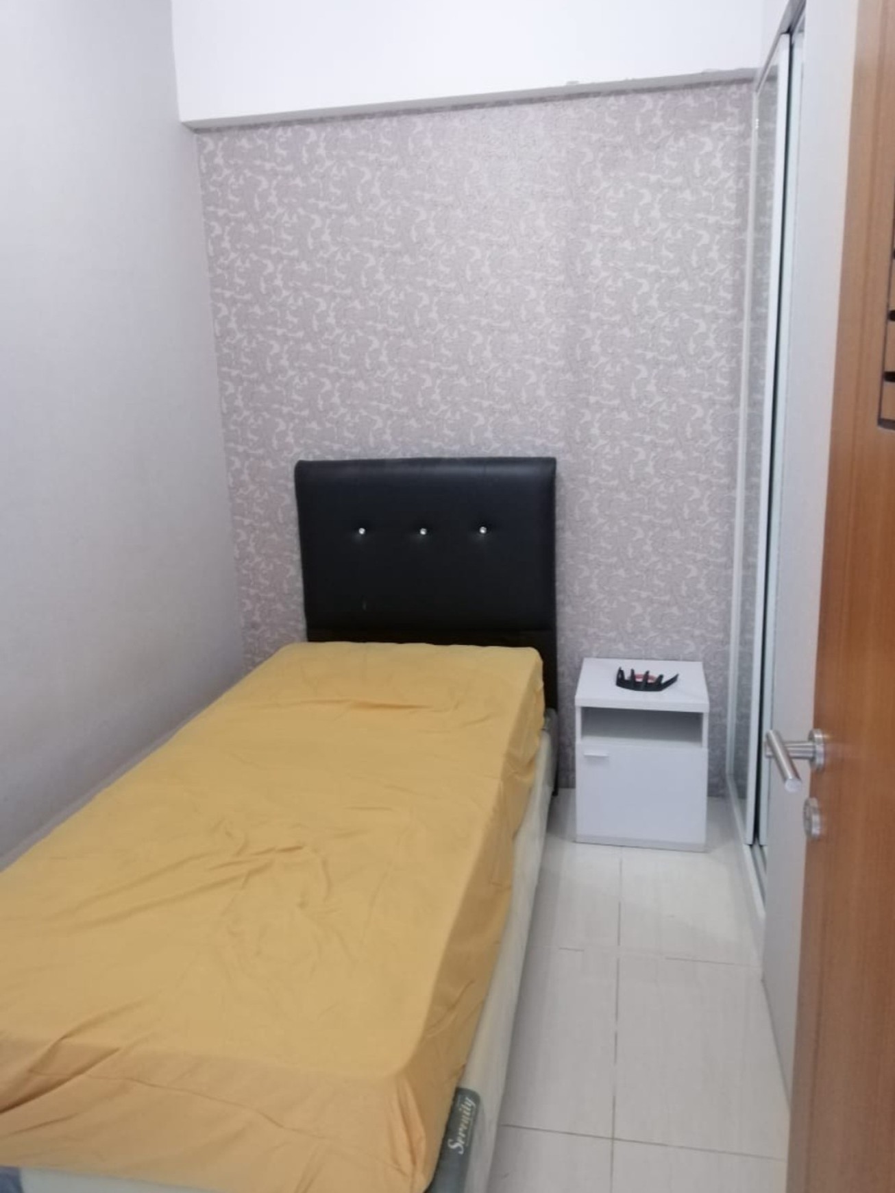 Dijual Apartemen Puncak Bukit Golf Tipe 2 Bedroom Full Furnished Tower B Lantai 26 View Kota