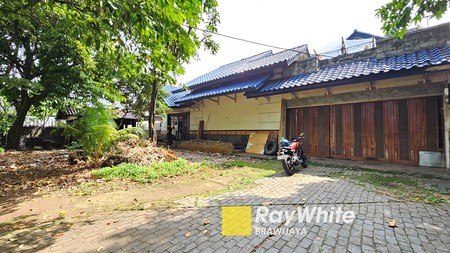 Rumah di Lebak Bulus, Jakarta Selatan, hanya 850 m ke MRT Fatmawati, cocok buat kantor