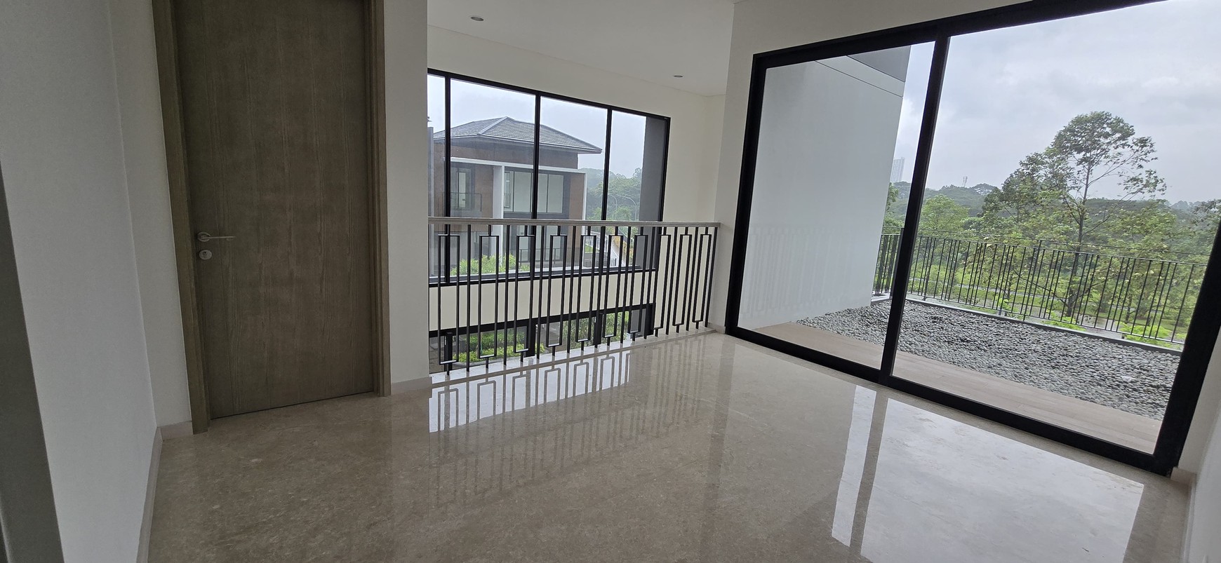 Langka Rumah NAVAPARK LAUREL View langsung ke BOTANICAL Park