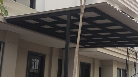 Sewakan Baru White House Dian Istana Surabaya