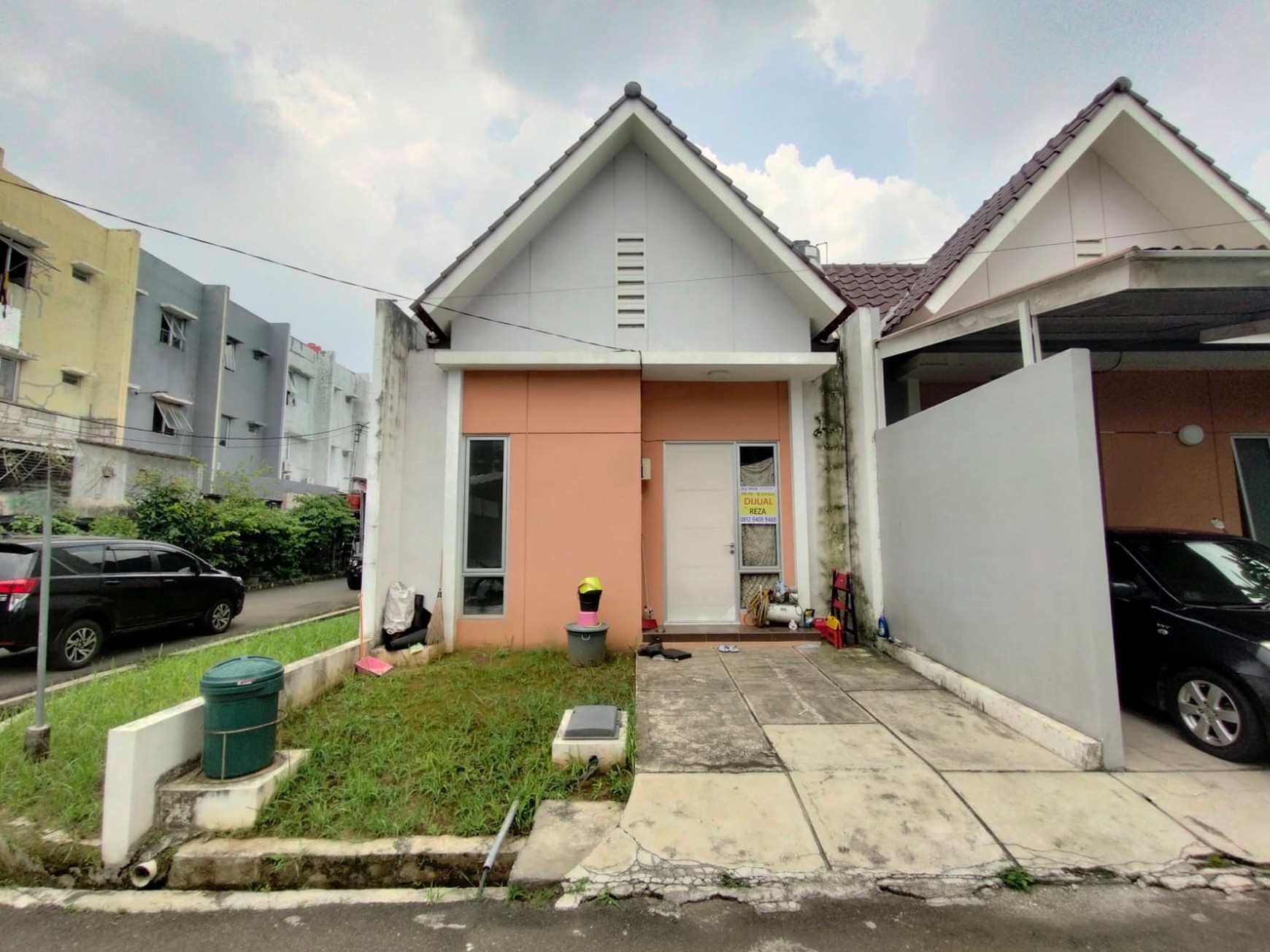 Flash Sale. Rumah minimalis cluster Catalina Navona Village, Gading Serpong