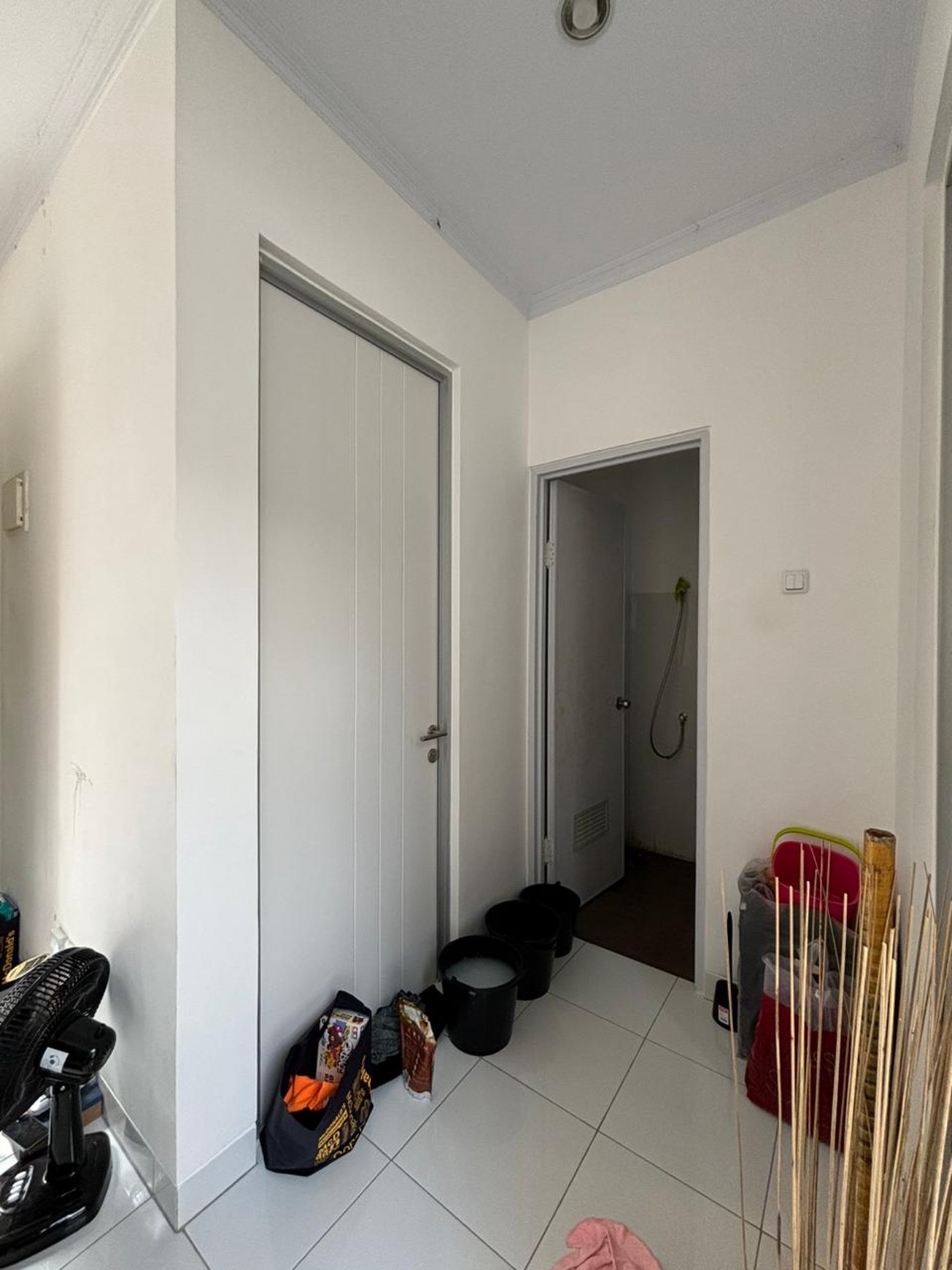 Flash Sale. Rumah minimalis cluster Catalina Navona Village, Gading Serpong