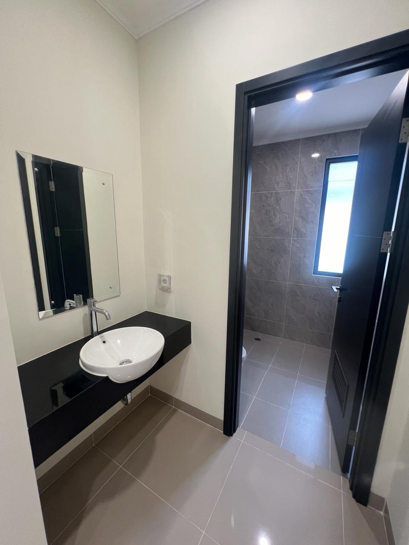 Hot Price. Rumah mewah cluster Carson, Gading Serpong