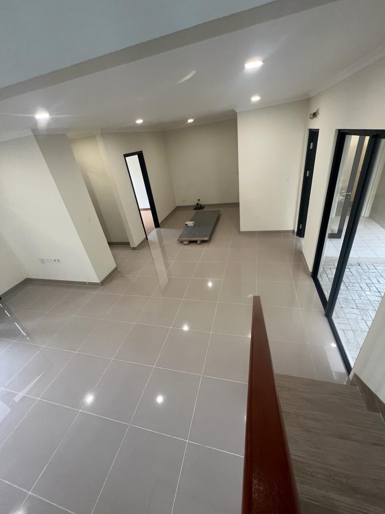 Hot Price. Rumah mewah cluster Carson, Gading Serpong