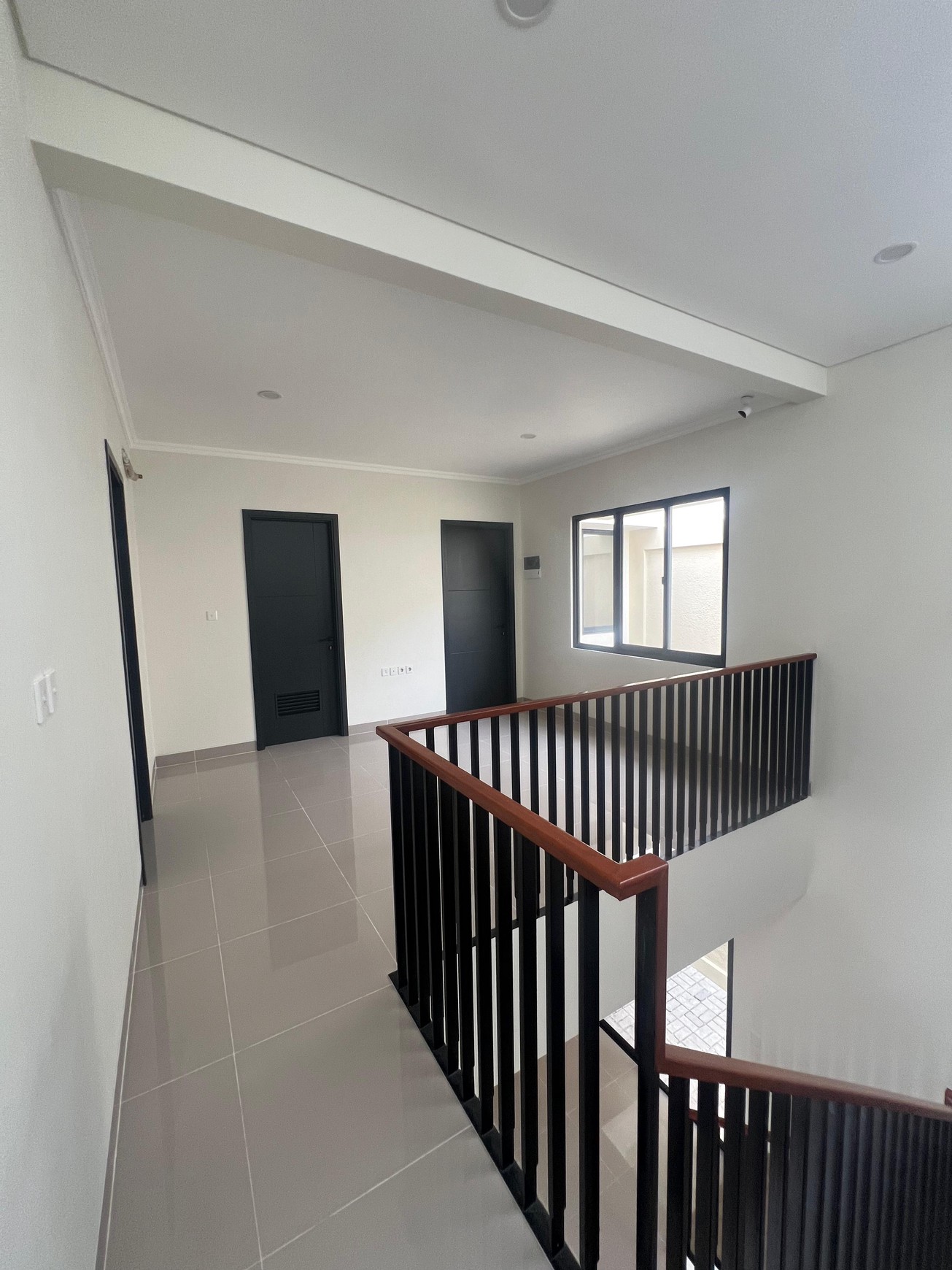 Hot Price. Rumah mewah cluster Carson, Gading Serpong