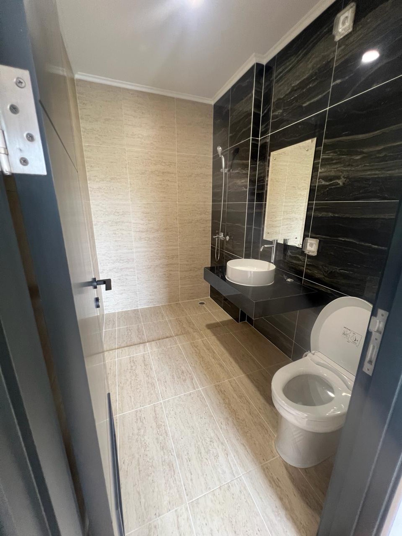Hot Price. Rumah mewah cluster Carson, Gading Serpong