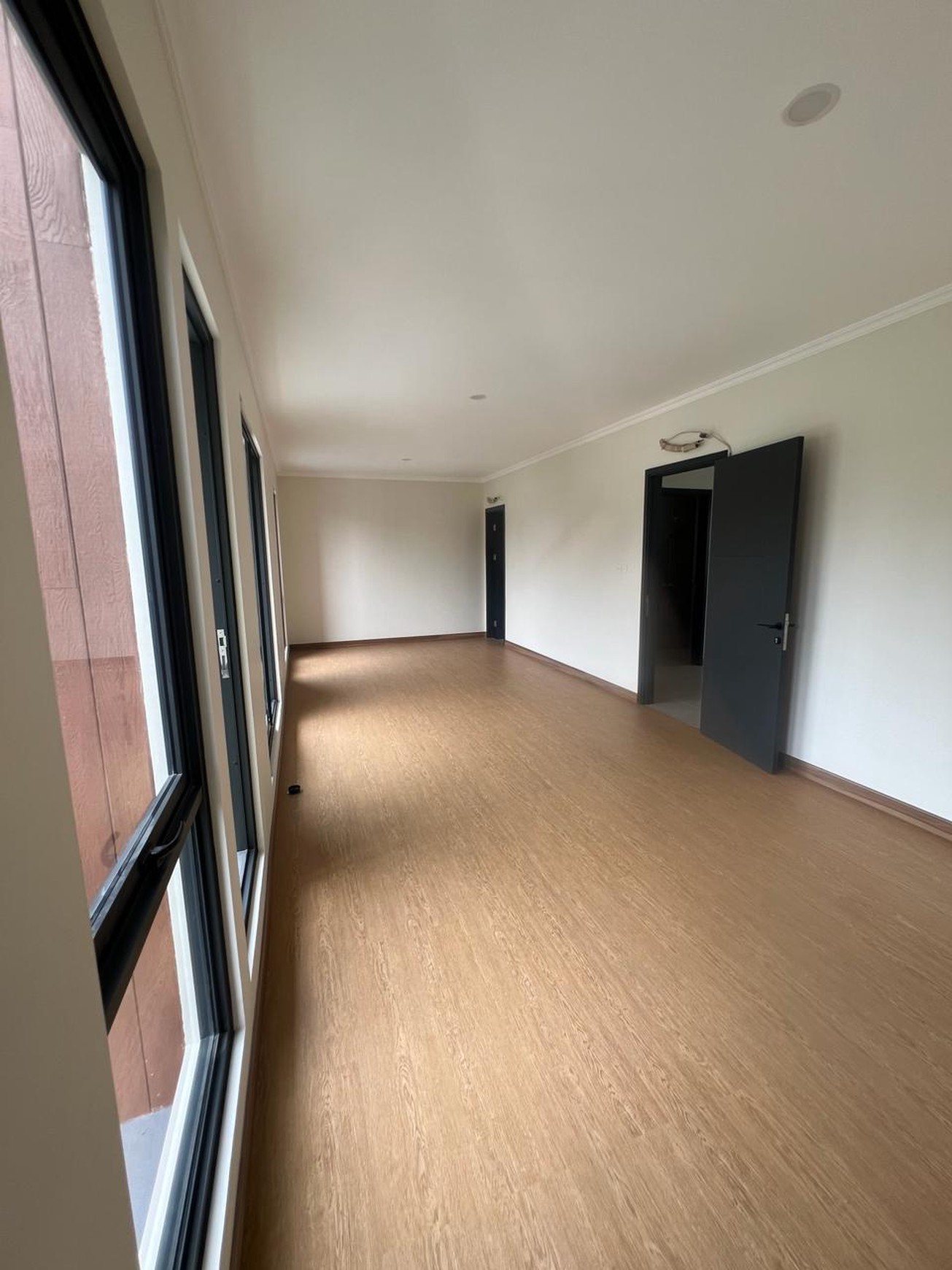 Hot Price. Rumah mewah cluster Carson, Gading Serpong