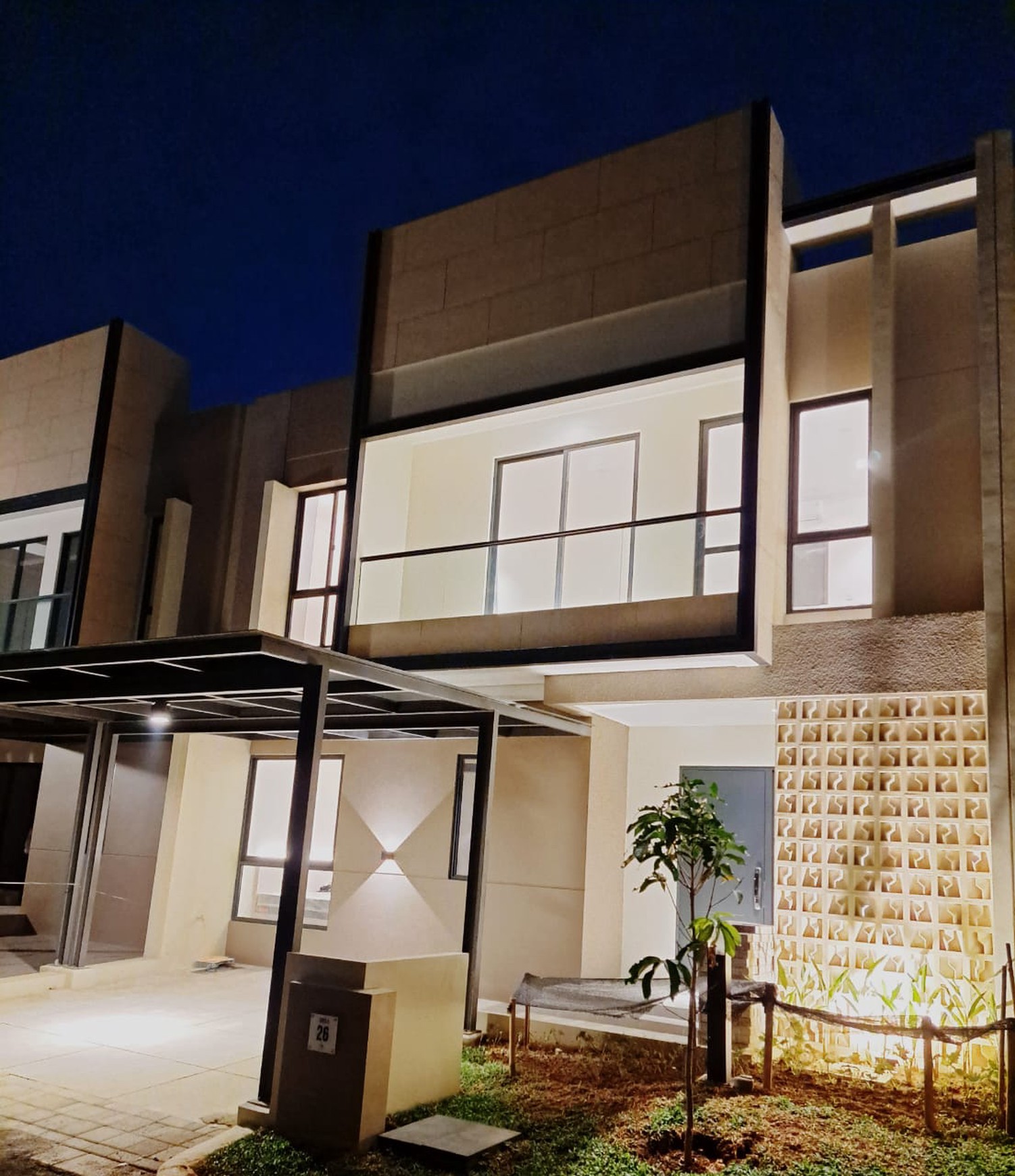 Flash Sale. Rumah mewah Cluster Carson, Gadung Serpong