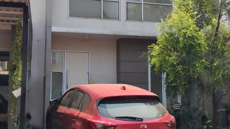 Harga BU. Rumah Modern Boston Village, Gading Serpong