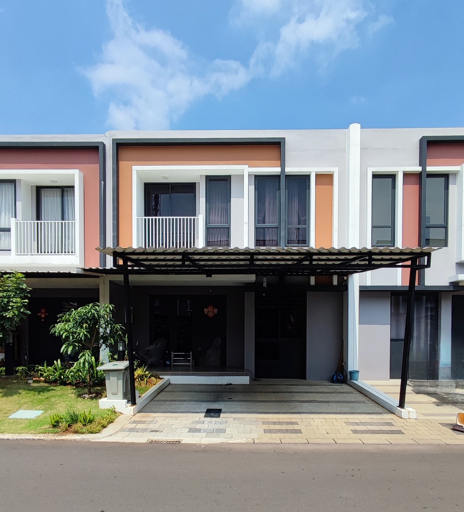 Banting harga. Rumah bagus Baroni Symphonia, Gading Serpong